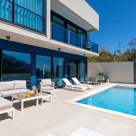 Aletheia By Lovelystay Villa *